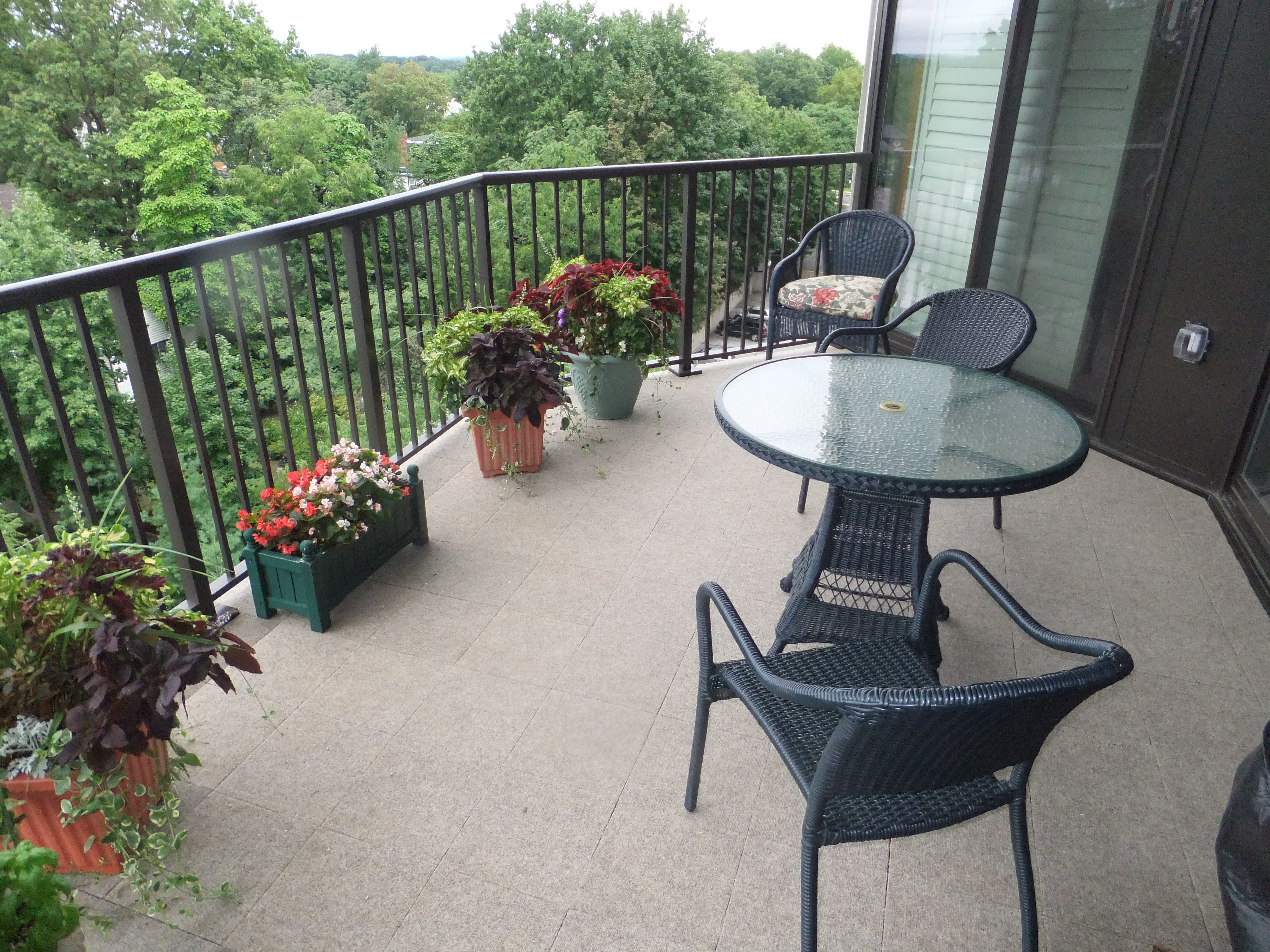 New System Allows Carpet On Balconies, Outdoor Carpet Tiles For Patio